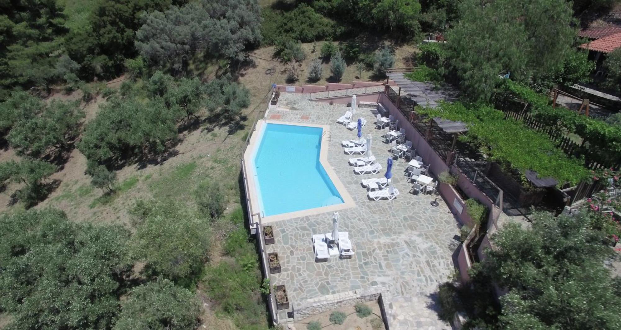 Vateri Hotell Límni Exteriör bild