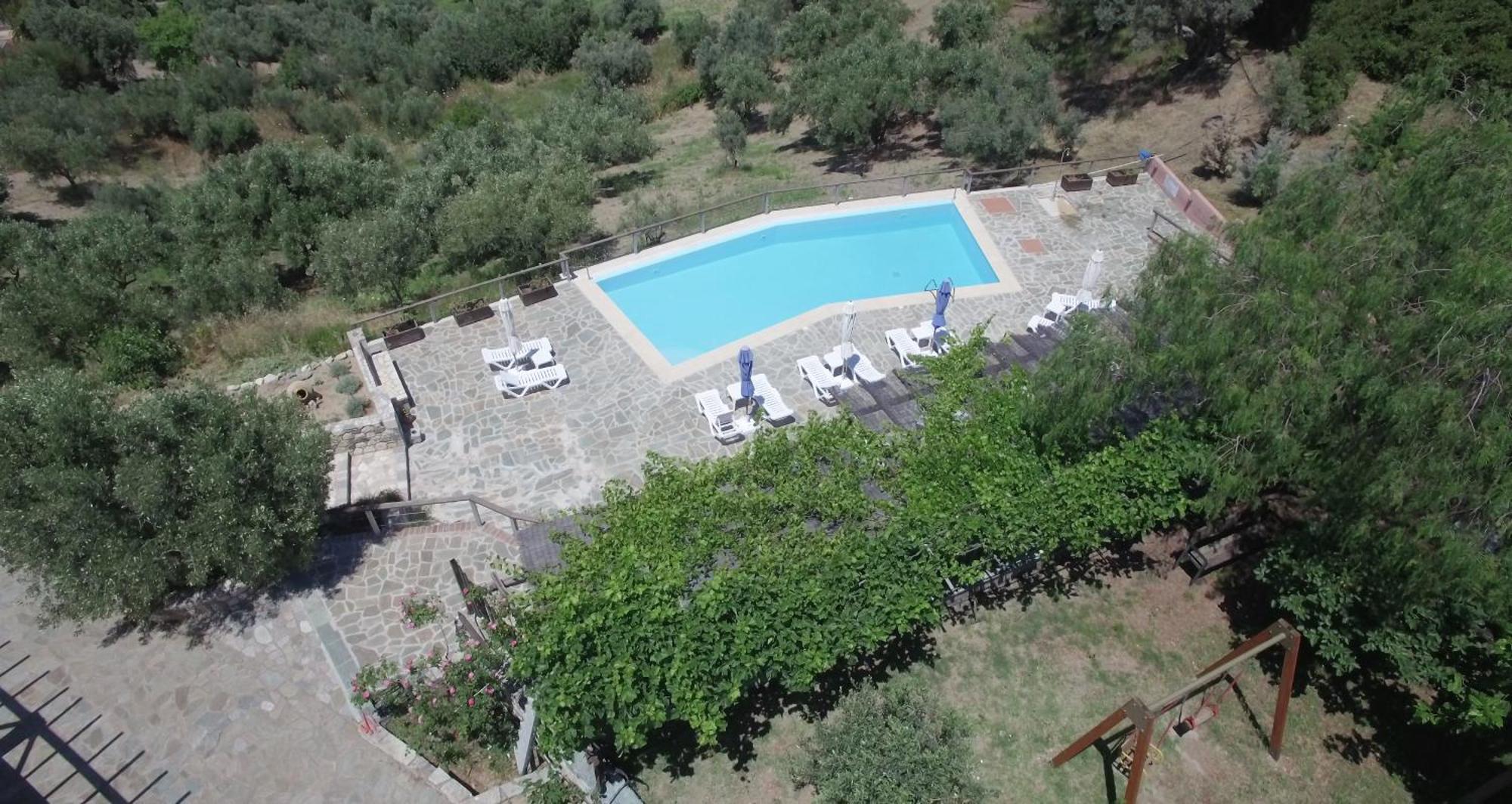 Vateri Hotell Límni Exteriör bild